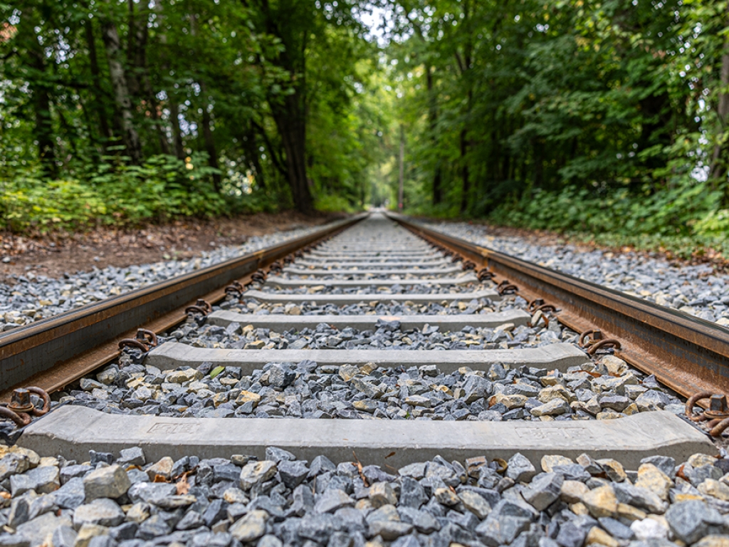 neuer Gleisabschnitt der Straßenbahnstrecke